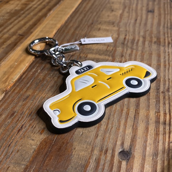 Coach NYC Yellow Checkered Taxi Cab Leather Key Fob Bag Charm Keychain🚕 - Picture 5 of 15